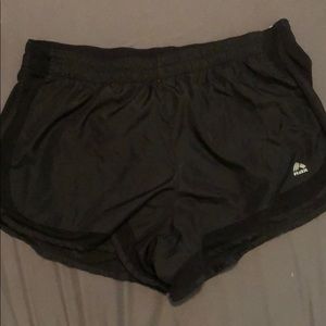 Active-dry fit shorts